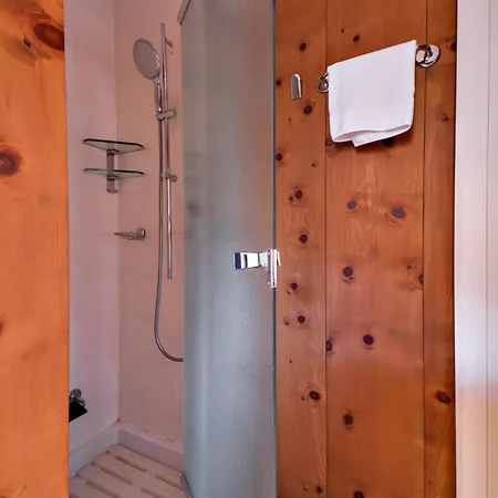 Chesa Pradash - Celerina Apartment