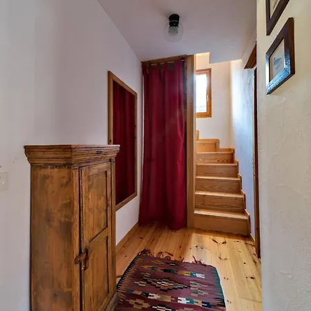 Chesa Pradash - Celerina Apartment